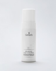 Gerard´s RE-WHITE Čistící, biostimulační a rozjasňující mikropeeling 160 ml